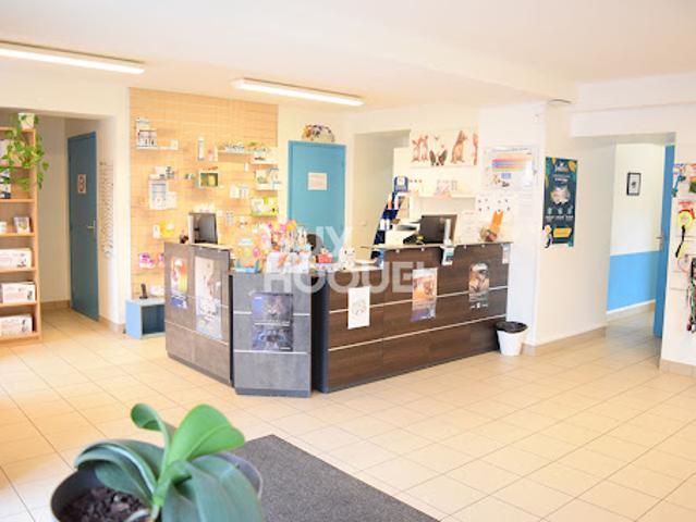 Location Fond de commerce 155.45 m2 Le Perray en Yvelines