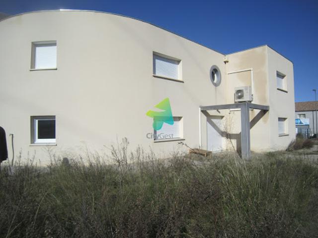 Location Autre 0 pièces 160 m2 Montredon des Corbières
