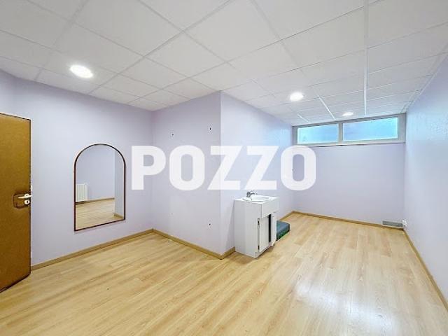 Location Fond de commerce 16.2 m2 Bayeux