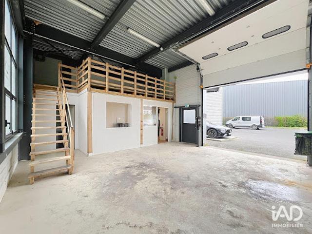 Location Fond de commerce 102 m2 Chanteloup en Brie
