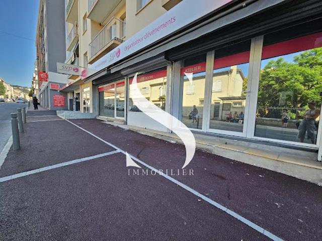 Location Fond de commerce 105.03 m2 Vallauris