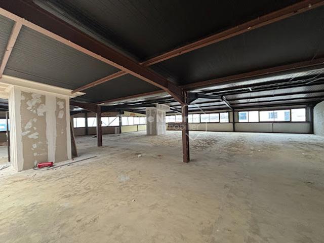 Location Fond de commerce 1100 m2 Jaux