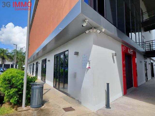 Location Autre 118 m2 Les abymes