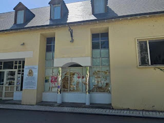 Location Fond de commerce 120 m2 Chinon