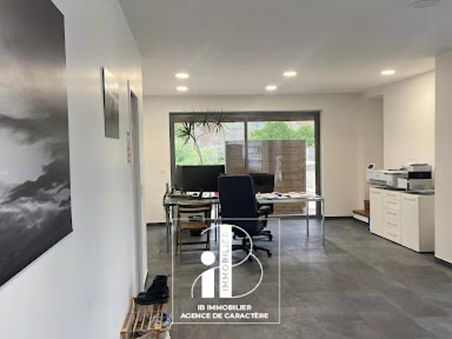 Location Fond de commerce 124 m2 Fontainebleau