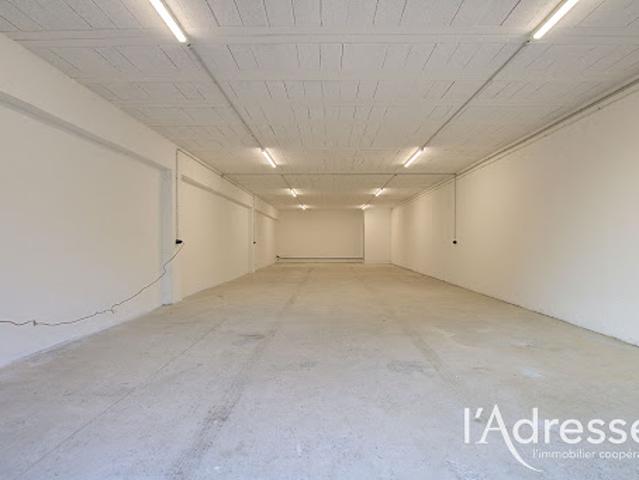 Location Fond de commerce 1 pièce 133.6 m2 Lucciana
