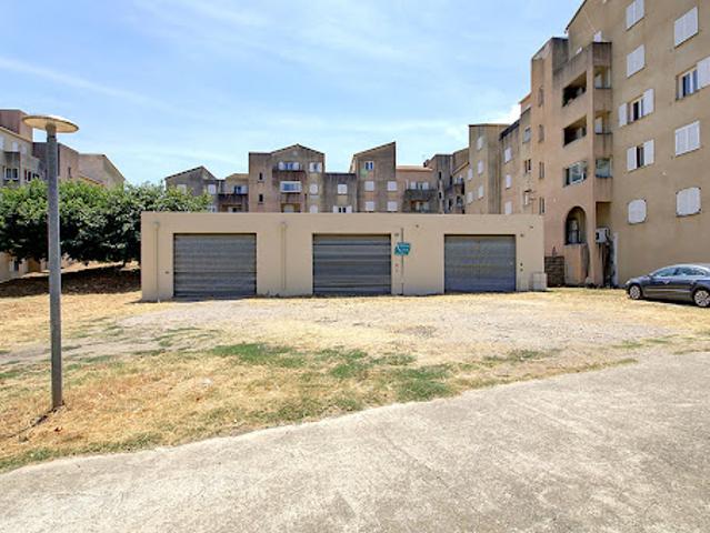 Location Fond de commerce 1 pièce 133.6 m2 Lucciana