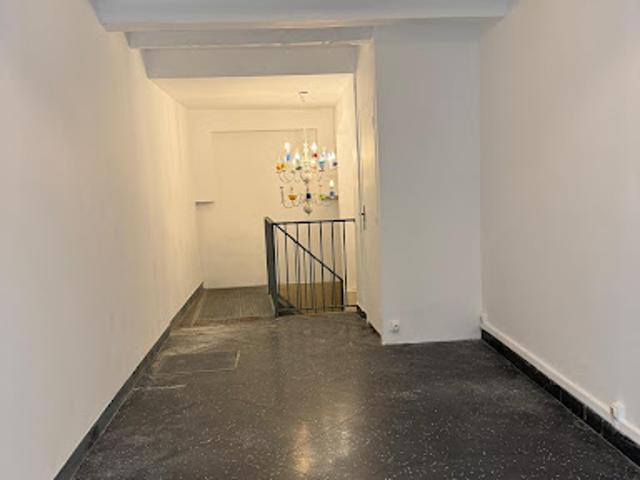 Location Fond de commerce 1 pièce 25 m2 La Ciotat