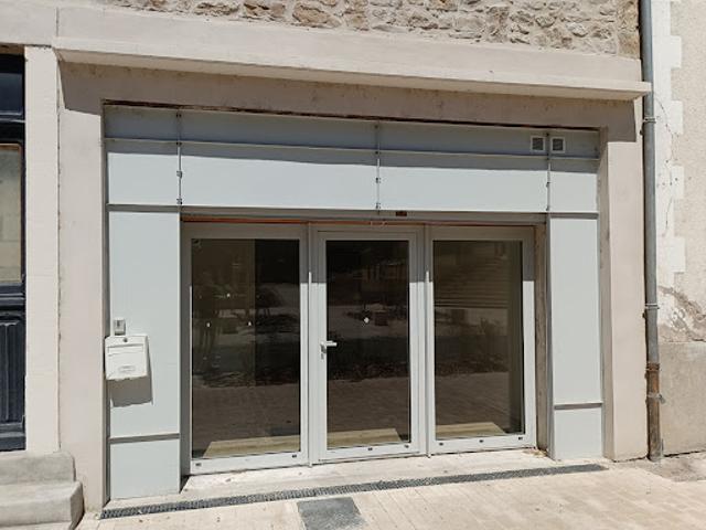 Location Fond de commerce 1 pièce 27 m2 Capdenac Gare