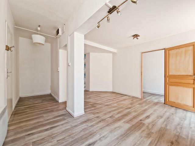 Location Fond de commerce 1 pièce 32 m2 Loudun