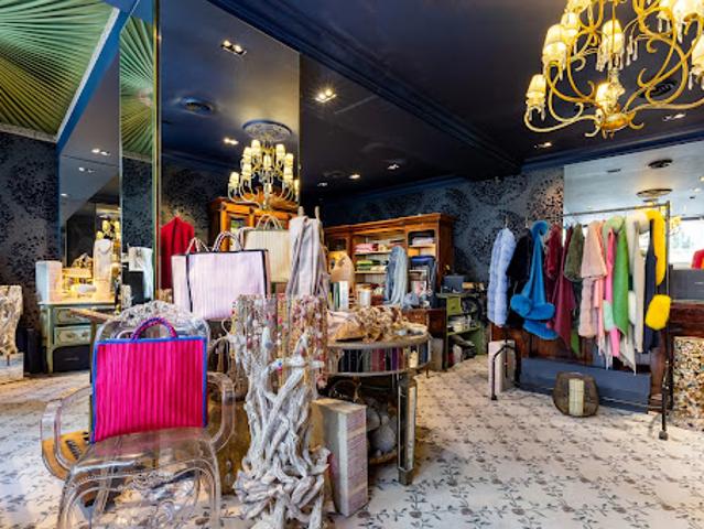 Location Fond de commerce 1 pièce 60 m2 Paris 7ème