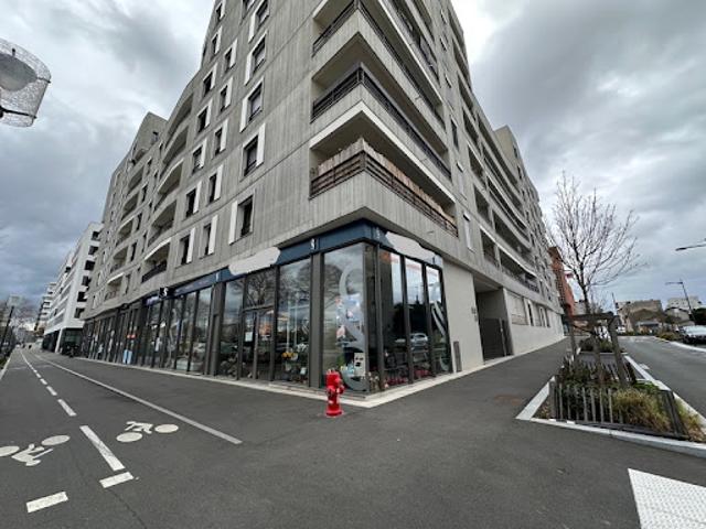 Location Fond de commerce 1 pièce 93 m2 Villeurbanne