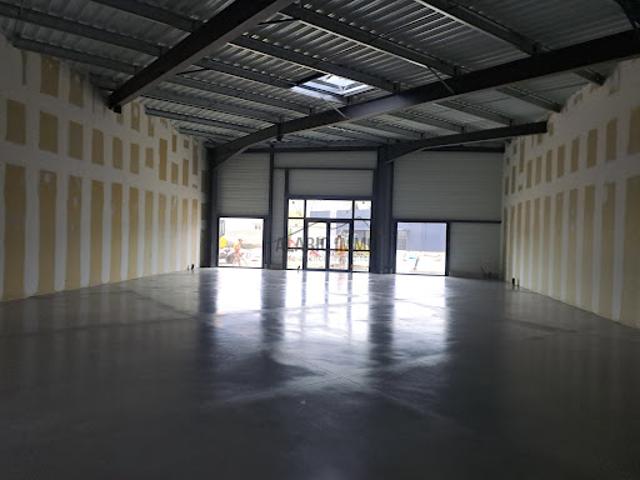 Location Fond de commerce 250 m2 Lézignan Corbières