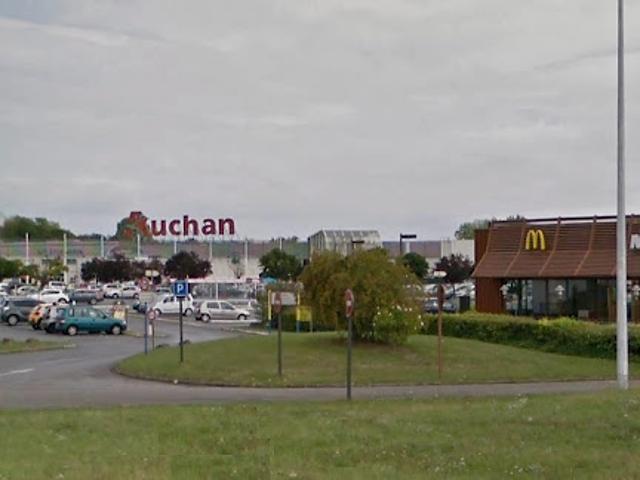 Location Fond de commerce 259 m2 Sin le Noble