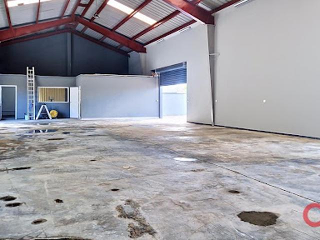 Location Fond de commerce 287 m2 Toulouges