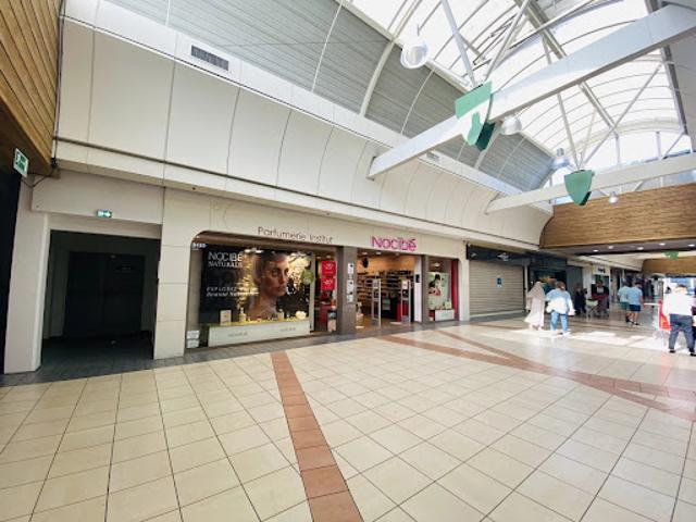 Location Fond de commerce 233 m2 Sin le Noble
