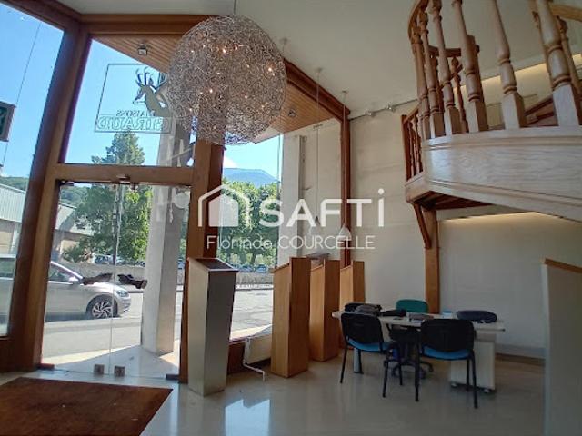 Location Fond de commerce 2 pièces 119 m2 Albertville