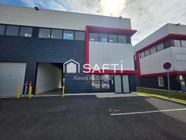 Location Fond de commerce 2 pièces 262 m2 Chanteloup en Brie