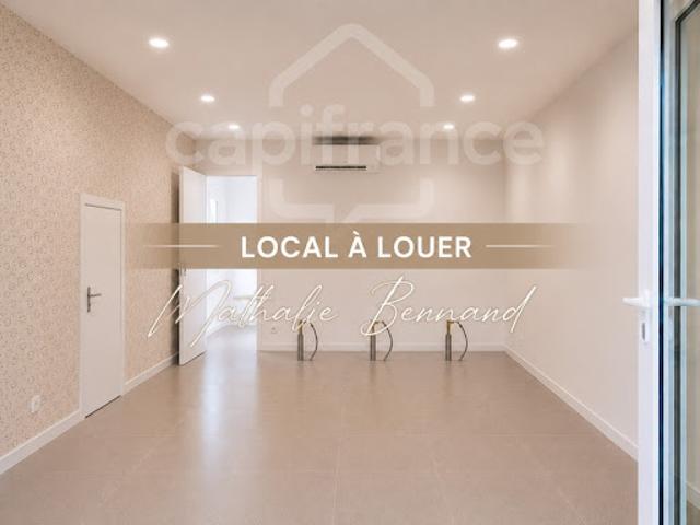Location Fond de commerce 2 pièces 23 m2 Villeneuve sur Lot