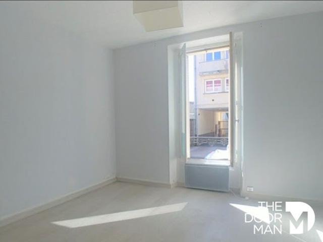 Location Fond de commerce 2 pièces 35 m2 Rambouillet