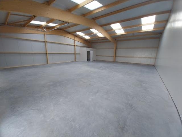 Location Fond de commerce 2 pièces 360 m2 Argences