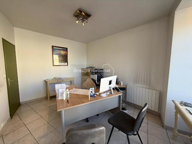 Location Fond de commerce 2 pièces 38 m2 Pernes les Fontaines