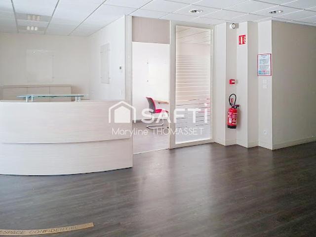 Location Fond de commerce 2 pièces 300 m2 Frangy