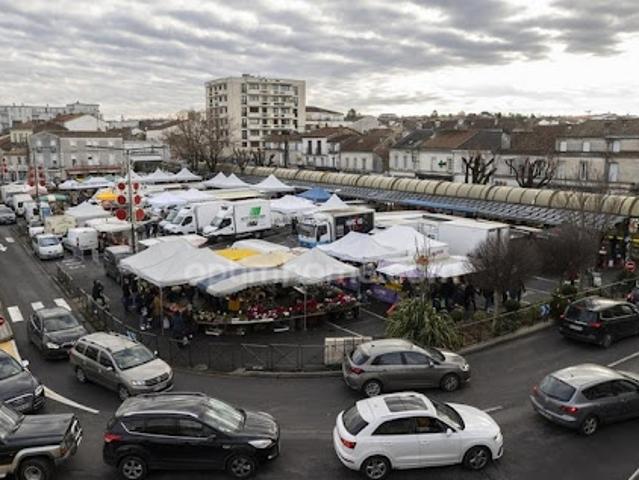 Location Fond de commerce 2 pièces 46 m2 Angouleme
