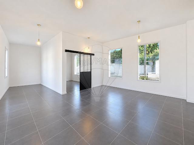 Location Fond de commerce 2 pièces 55 m2 Nimes