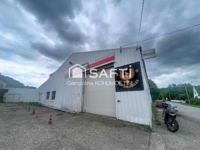 Location Fond de commerce 2 pièces 600 m2 Ploërdut