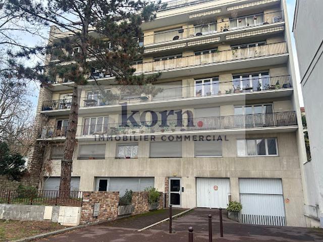 Location Fond de commerce 353 m2 Saint Cloud