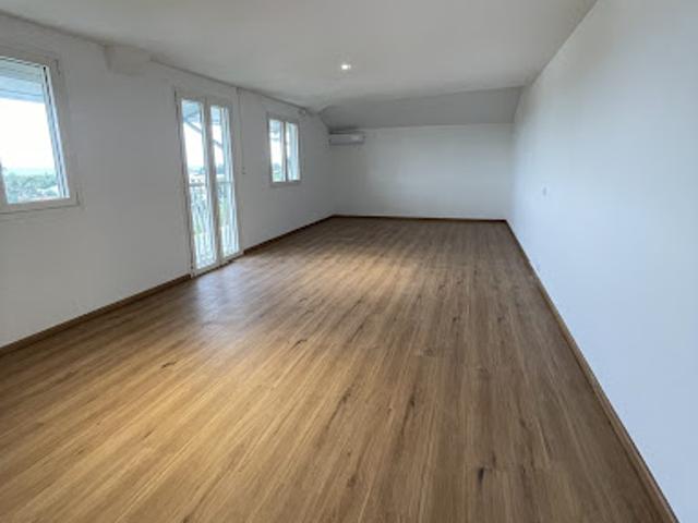 Location Autre 0 pièces 368 m2 Saint Benoit