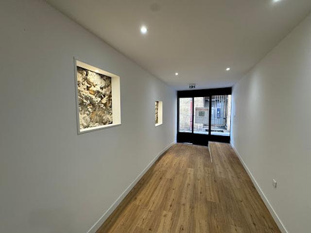 Location Fond de commerce 3 pièces 100 m2 Aix en Provence