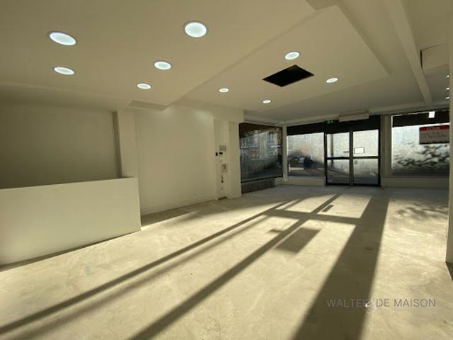 Location Fond de commerce 3 pièces 120 m2 Asnieres sur seine