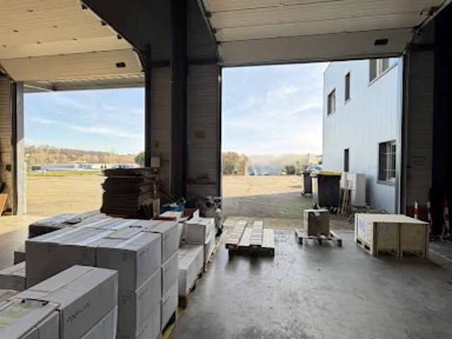 Location Autre 3 pièces 1330 m2 Beaupuy
