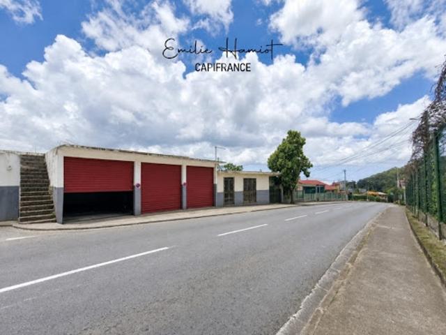 Location Fond de commerce 3 pièces 79 m2 Fort de france