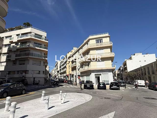 Location Fond de commerce 3 pièces 70 m2 Antibes