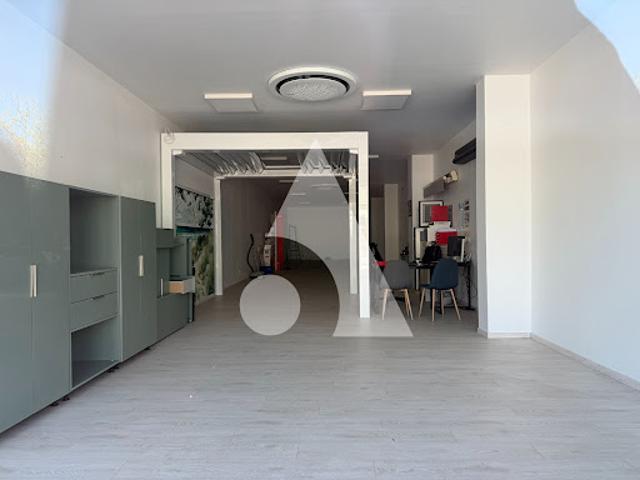 Location Fond de commerce 451 m2 Quetigny