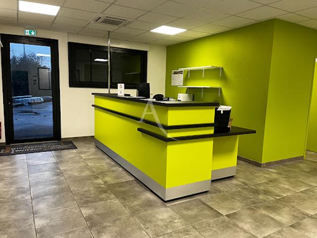 Location Fond de commerce 480 m2 Tonnay Charente