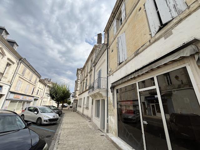 Location Autre 0 pièces 49.86 m2 Chalais