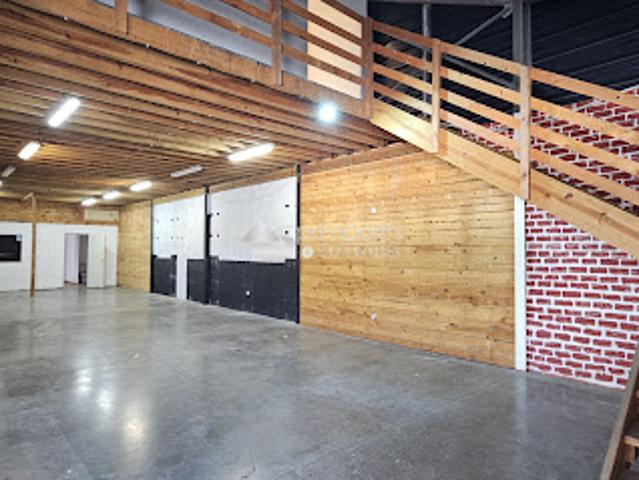 Location Fond de commerce 4 pièces 130 m2 Saint Martin