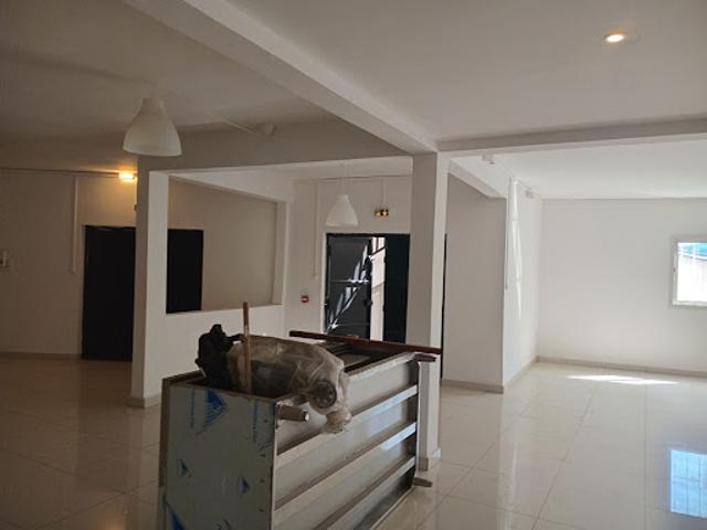 Location Fond de commerce 579 m2 Mamoudzou