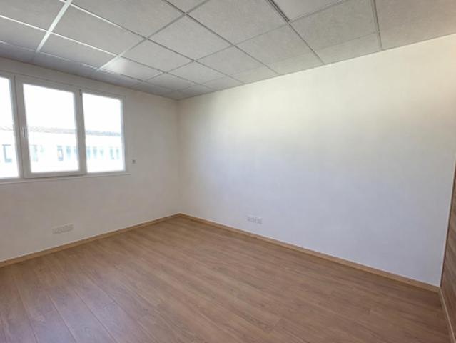Location Fond de commerce 57.5 m2 Clermont Ferrand