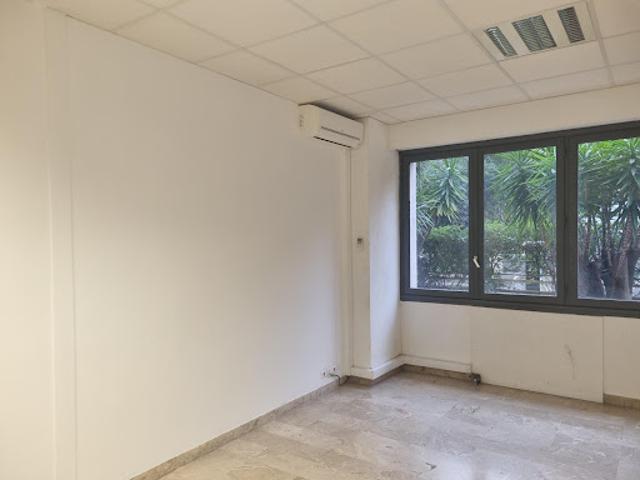 Location Fond de commerce 58.88 m2 Nice