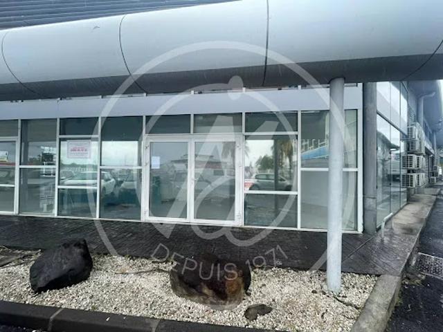 Location Fond de commerce 65 m2 Baie mahault