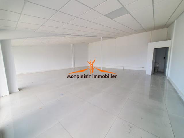 Location Fond de commerce 60 m2 Baie mahault