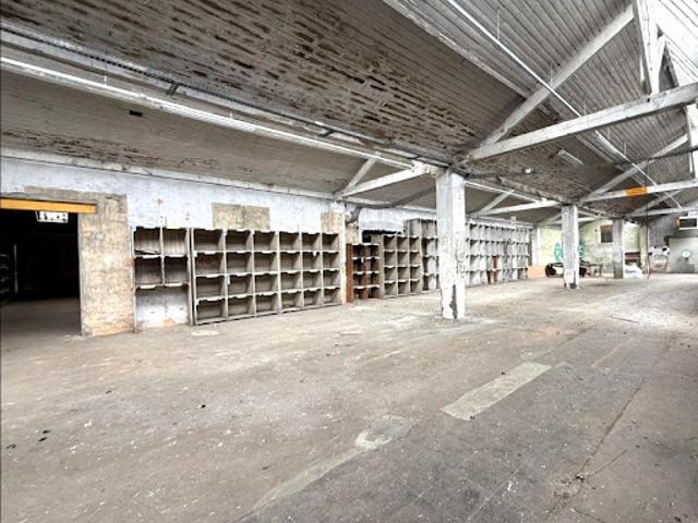 Location Fond de commerce 620 m2 Breteuil sur iton