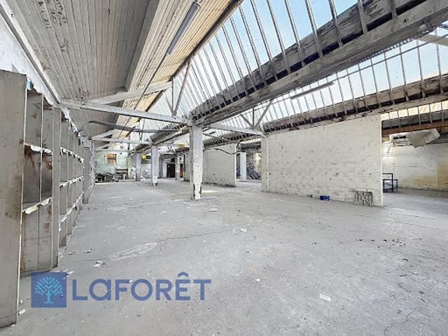 Location Fond de commerce 620 m2 Breteuil sur iton