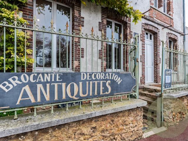 Location Fond de commerce 6 pièces 103.33 m2 Houdan