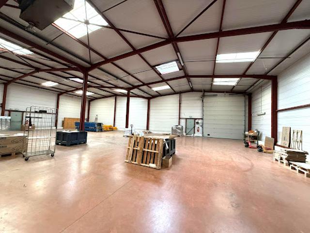 Location Fond de commerce 6 pièces 2160 m2 Grand Bourgtheroulde
